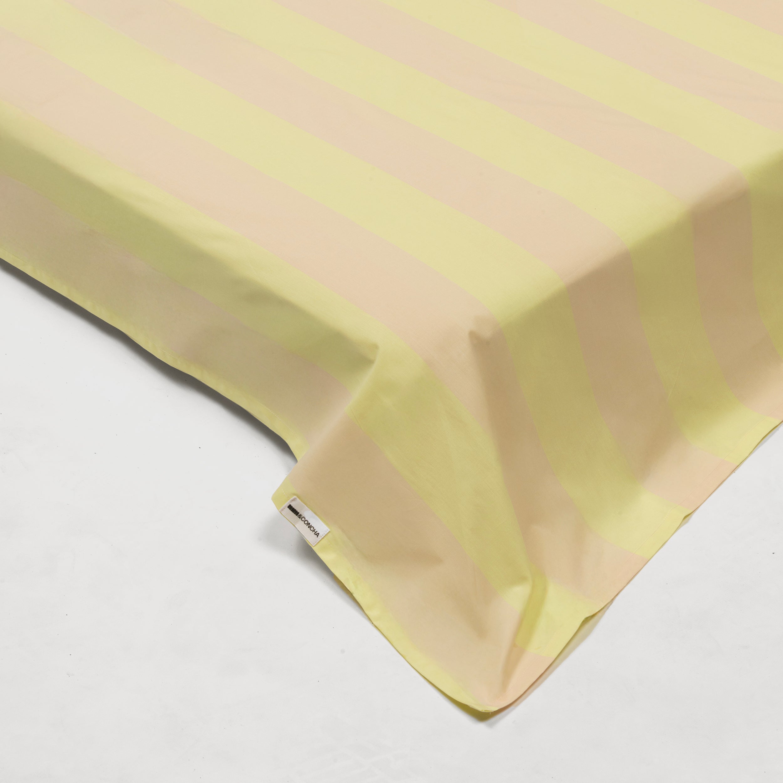 Flat sheet - 200 threads percale (Light Yellow and Salmon Stripes)