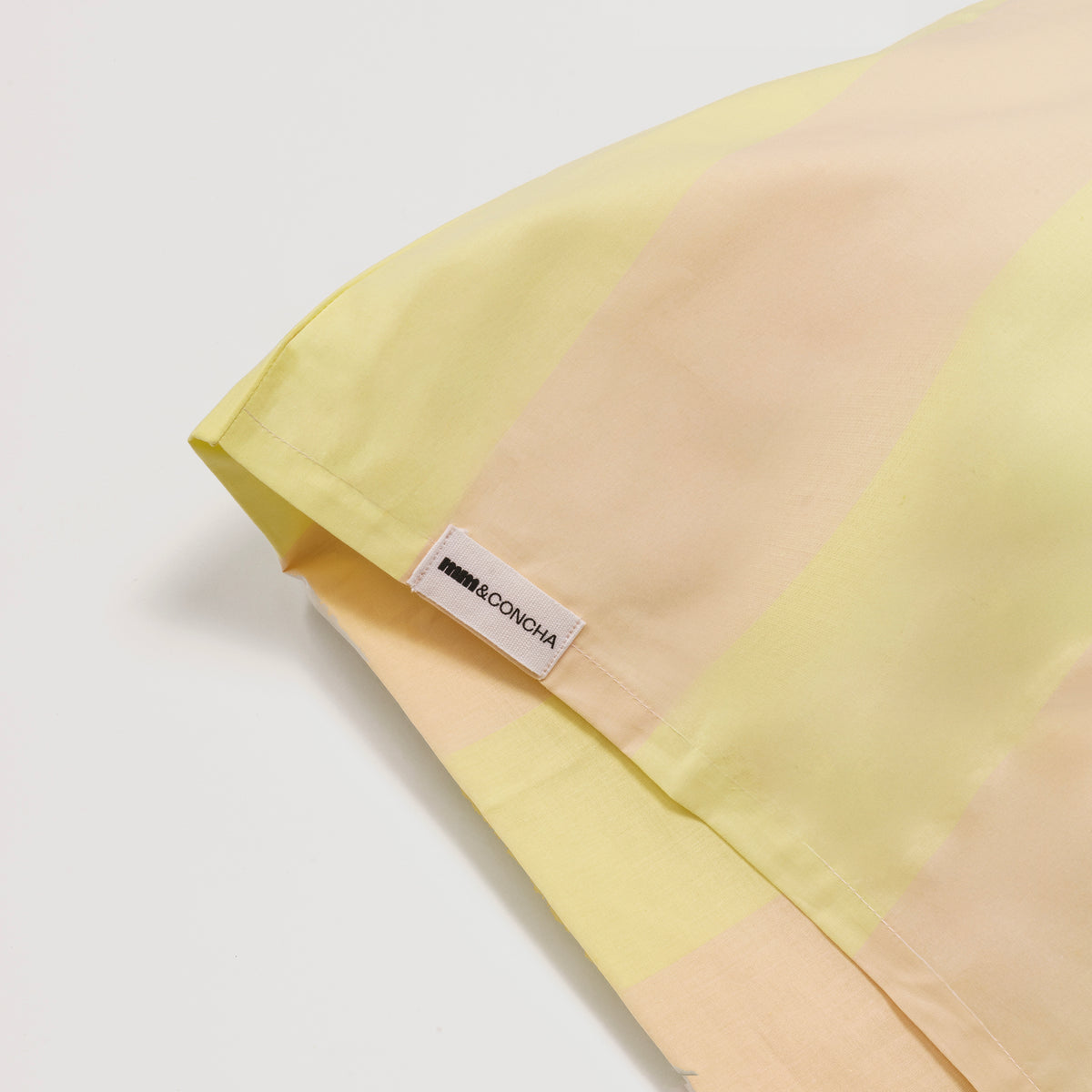 Pillowcase - 200 threads percale (Light Yellow and Salmon Stripes)
