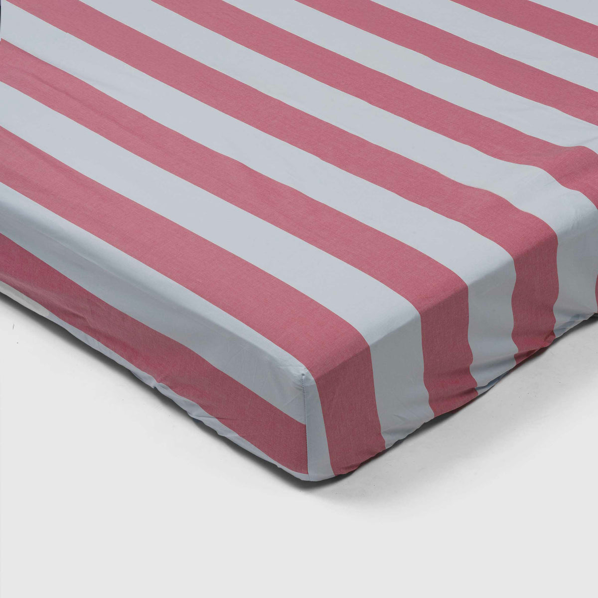 Fitted sheet - 200 threads percale (Light Blue and Bordeaux)
