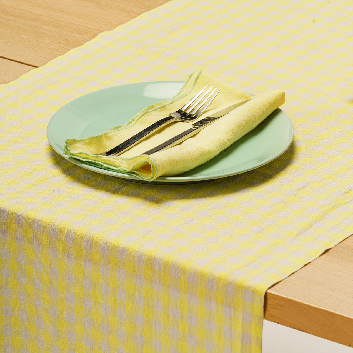 Table runner (Lemon Gingham)