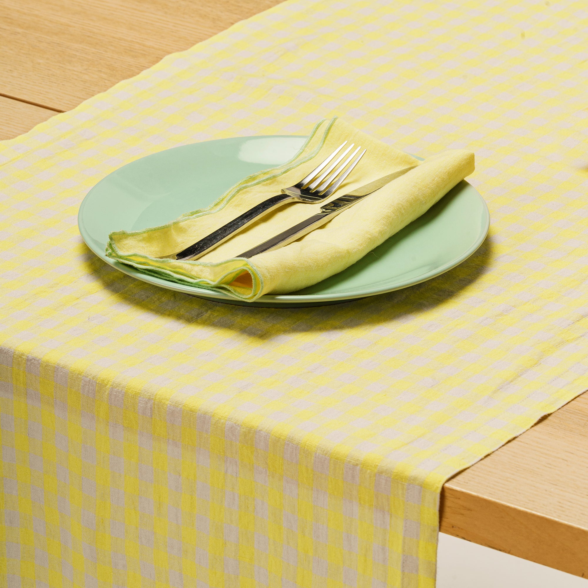 Table runner (Lemon Gingham)