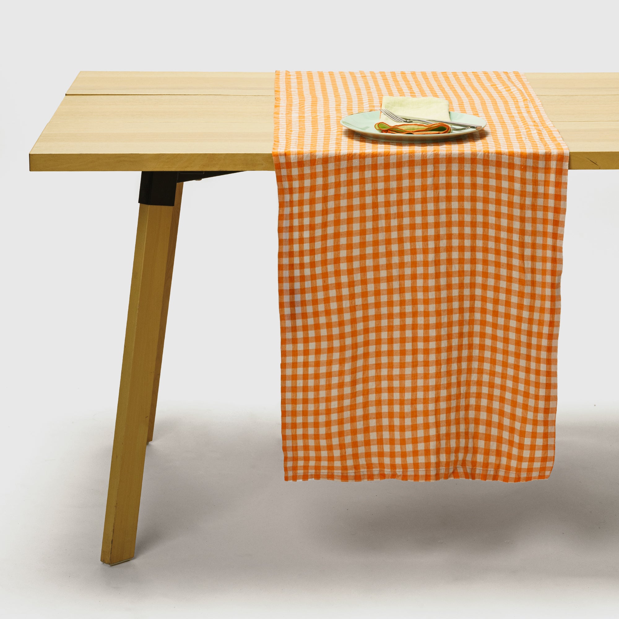 Table runner (Orange Gingham)