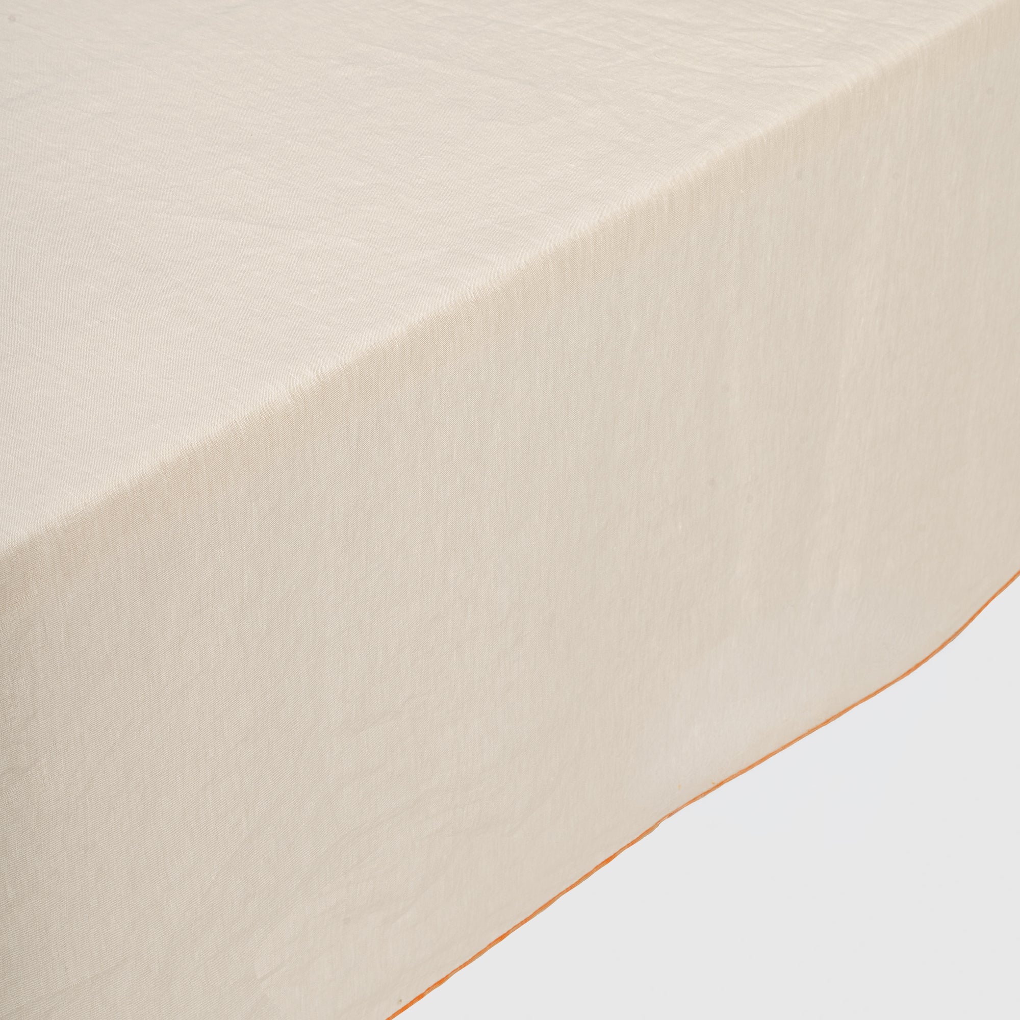 Tablecloth (Off-White)